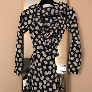 Daisy Print Wrap Dress LOOKALIKE realisation par